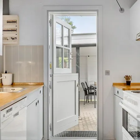 Gorgeous In With Sauna Semesterbostad